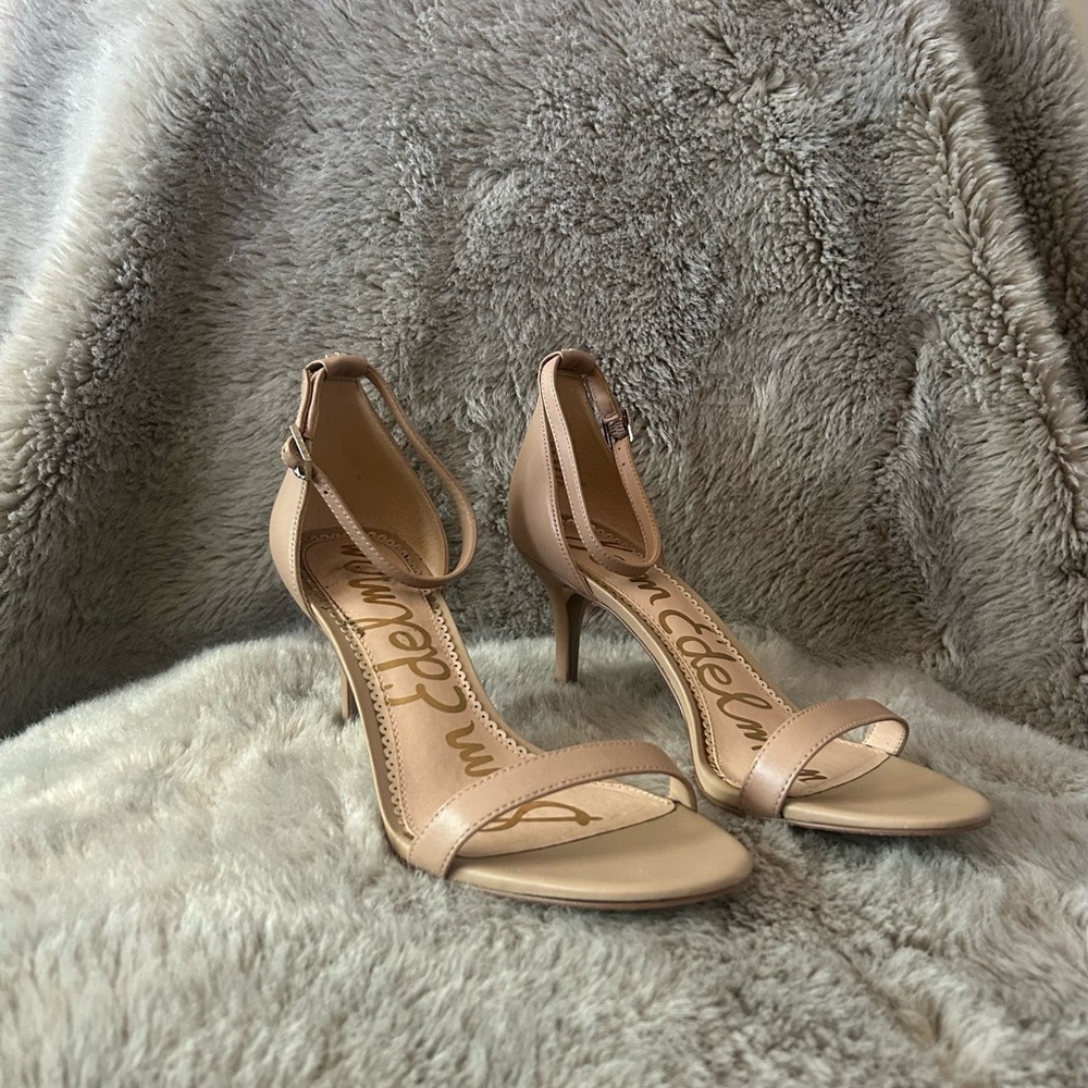 Sam Edelman Elegant Nude Heels